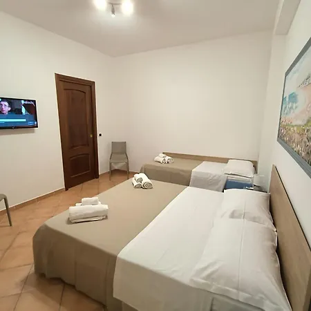 Le Perle 2 Di Naxos Apartmán *